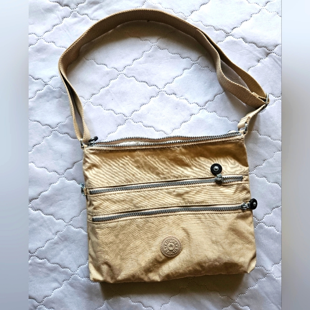 Kipling purse